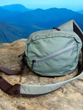 MEC Sling pack bag green crossbody hiking day dog walking mountain equip coop
